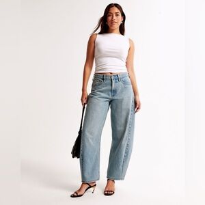 Abercrombie & Fitch The Barrel Jean Mid Rise Curve Love Light Blue Size 27 Long